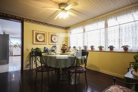 Casa à venda com 519m², 4 quartos e 4 vagasSala de jantar