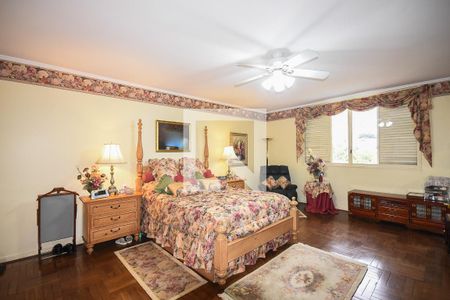 Casa à venda com 519m², 4 quartos e 4 vagasQuarto 2