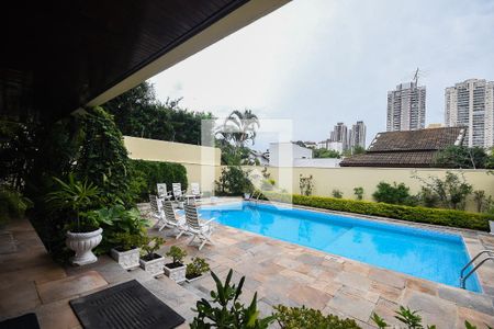 Casa à venda com 519m², 4 quartos e 4 vagasVaranda