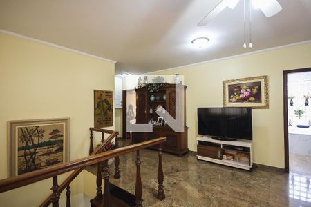 Casa à venda com 519m², 4 quartos e 4 vagasSala de Tv