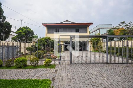 Casa à venda com 519m², 4 quartos e 4 vagasFachada