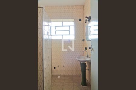 Casa para alugar com 150m², 2 quartos e 1 vagaBanheiro