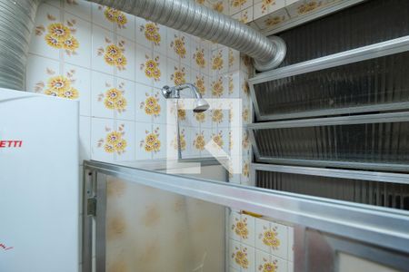 Apartamento à venda com 67m², 2 quartos e sem vagaBanheiro Corredor