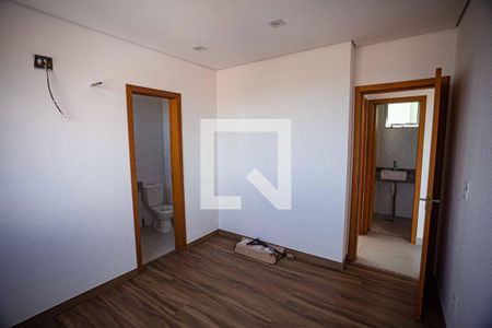 Apartamento à venda com 62m², 2 quartos e 2 vagasSuíte