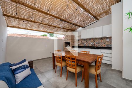 Varanda de casa para alugar com 2 quartos, 320m² em Jardim Prudência, São Paulo