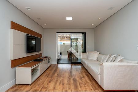 Sala de casa para alugar com 2 quartos, 320m² em Jardim Prudência, São Paulo