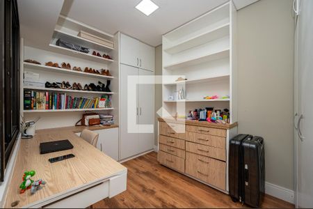 Casa para alugar com 320m², 2 quartos e 1 vagaSuíte