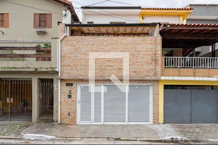Casa para alugar com 320m², 2 quartos e 1 vagaFachada