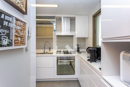 Cozinha de apartamento à venda com 3 quartos, 104m² em Cavalhada, Porto Alegre