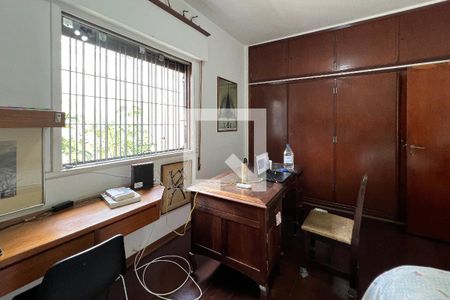 Casa à venda com 480m², 4 quartos e 5 vagasQuarto 1