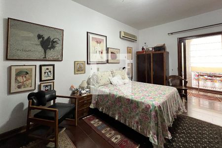 Casa à venda com 480m², 4 quartos e 5 vagasSuíte 2