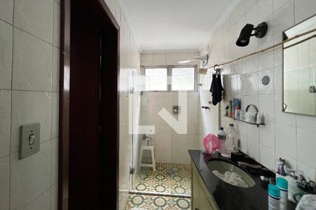 Casa à venda com 480m², 4 quartos e 5 vagasBanheiro da Suíte 1
