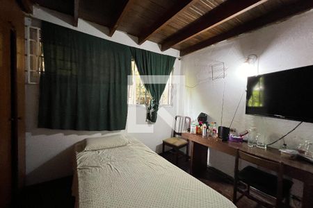 Casa à venda com 480m², 4 quartos e 5 vagasQuarto de Serviço