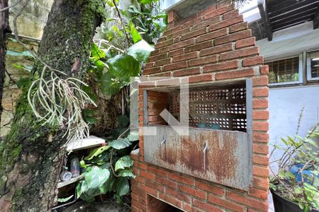 Casa à venda com 480m², 4 quartos e 5 vagasChurrasqueira