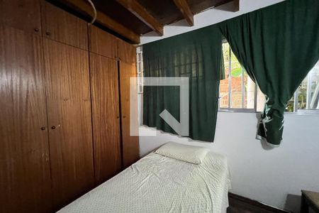 Casa à venda com 480m², 4 quartos e 5 vagasQuarto de Serviço