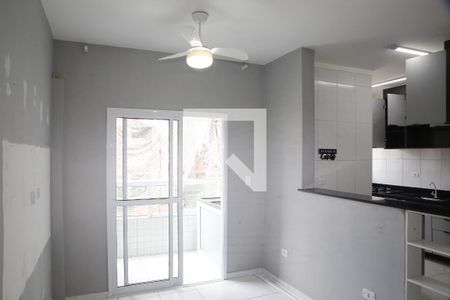 Sala de apartamento para alugar com 2 quartos, 50m² em Nova Mirim, Praia Grande