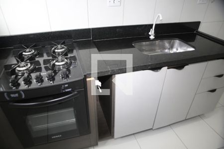 Cozinha de apartamento para alugar com 2 quartos, 50m² em Nova Mirim, Praia Grande