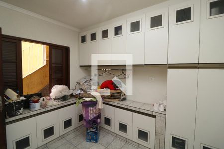 Casa à venda com 132m², 3 quartos e 2 vagasQuarto de Serviço