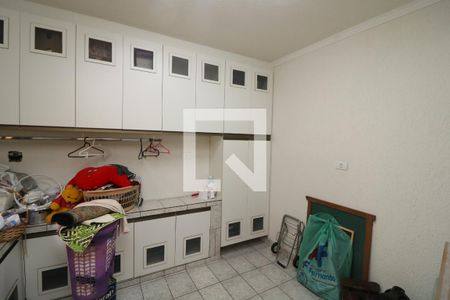 Casa à venda com 132m², 3 quartos e 2 vagasQuarto de Serviço