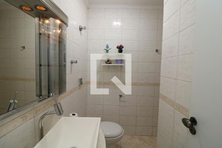 Casa à venda com 132m², 3 quartos e 2 vagasBanheiro