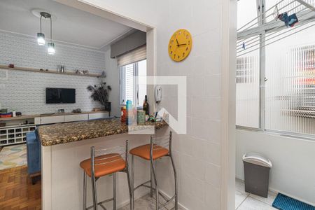 Apartamento à venda com 70m², 2 quartos e sem vagaCozinha e Área de Serviço