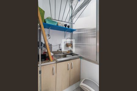 Apartamento à venda com 70m², 2 quartos e sem vagaCozinha e Área de Serviço