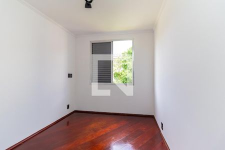 Quarto 1 de apartamento para alugar com 2 quartos, 49m² em Itaquera, São Paulo