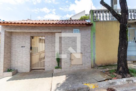 Apartamento para alugar com 49m², 2 quartos e 1 vaga Apartamento para alugar com 49m², 2 quartos e 1 vagaFachada