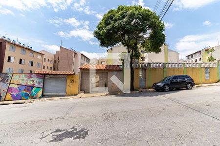 Apartamento para alugar com 49m², 2 quartos e 1 vaga Apartamento para alugar com 49m², 2 quartos e 1 vagaFachada