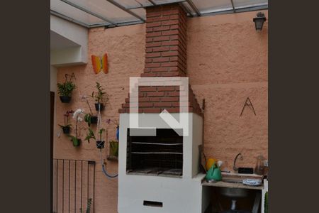 Casa à venda com 235m², 4 quartos e 2 vagasÁrea comum