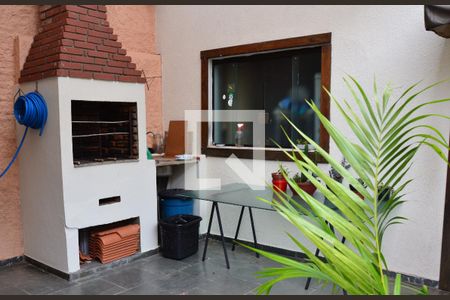 Casa à venda com 235m², 4 quartos e 2 vagasÁrea comum