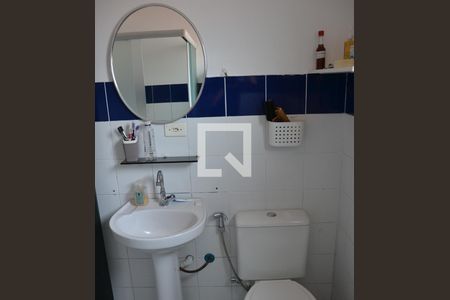 Casa à venda com 235m², 4 quartos e 2 vagasBanheiro