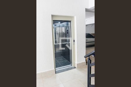 Apartamento à venda com 86m², 2 quartos e 1 vagaElevador