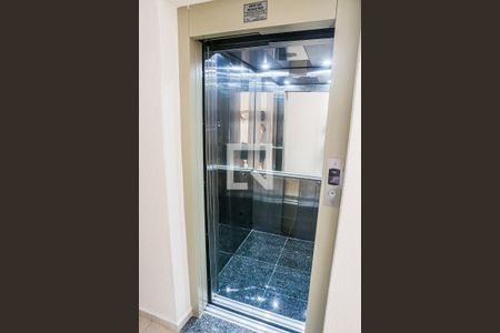 Apartamento à venda com 86m², 2 quartos e 1 vagaElevador