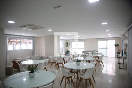 Apartamento para alugar com 68m², 2 quartos e 1 vagaÁrea comum