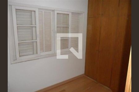 Casa à venda com 4 quartos, 300m² em Chácara Belenzinho, São Paulo