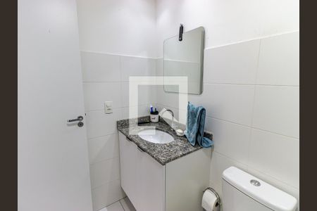 Apartamento para alugar com 57m², 2 quartos e 1 vaga Apartamento para alugar com 57m², 2 quartos e 1 vagaBanheiro da Suíte