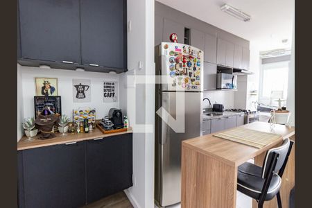 Apartamento para alugar com 57m², 2 quartos e 1 vaga Apartamento para alugar com 57m², 2 quartos e 1 vagaCozinha e Área de Serviço