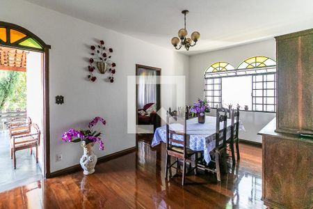 Sala de Jantar de casa à venda com 3 quartos, 315m² em Santa Rosa, Belo Horizonte