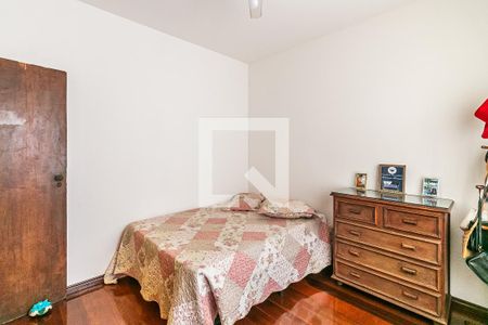 Casa à venda com 315m², 3 quartos e 8 vagasQuarto 1