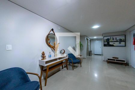 Hall de entrada de apartamento para alugar com 3 quartos, 82m² em Vila Prudente, São Paulo