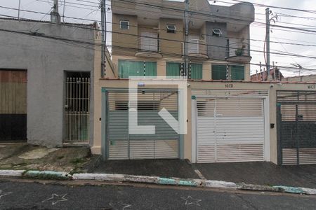 Casa à venda com 143m², 3 quartos e 2 vagasFachada