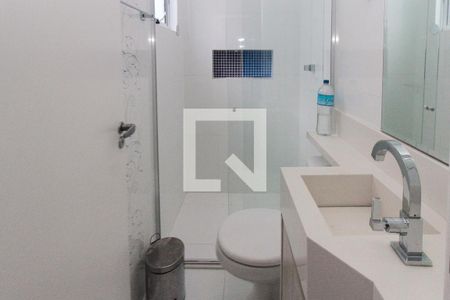 Casa à venda com 143m², 3 quartos e 2 vagasBanheiro Social