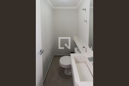 Casa à venda com 143m², 3 quartos e 2 vagasLavabo