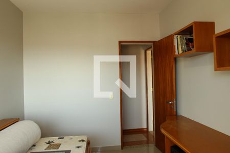 Apartamento à venda com 76m², 3 quartos e 1 vagaQuarto 2