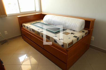 Apartamento à venda com 76m², 3 quartos e 1 vagaQuarto 2
