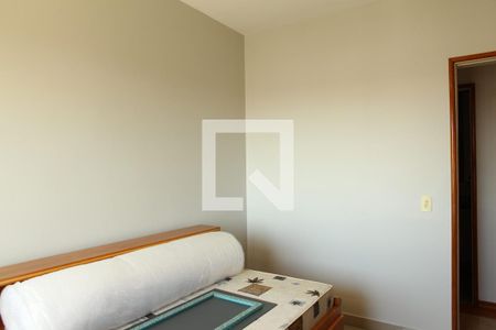 Apartamento à venda com 76m², 3 quartos e 1 vagaQuarto 2