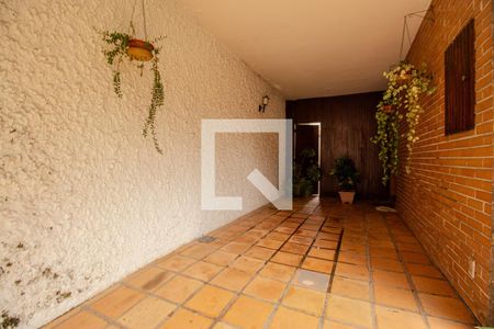 Casa à venda com 167m², 3 quartos e 2 vagas Casa à venda com 167m², 3 quartos e 2 vagasGaragem