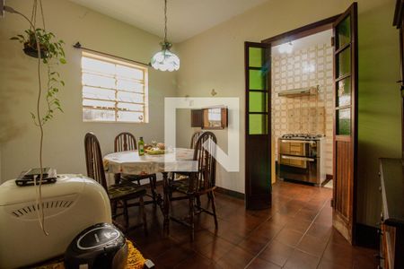 Casa à venda com 167m², 3 quartos e 2 vagas Casa à venda com 167m², 3 quartos e 2 vagasCopa