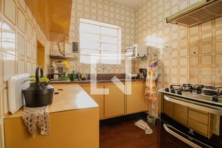 Casa à venda com 167m², 3 quartos e 2 vagas Casa à venda com 167m², 3 quartos e 2 vagasCozinha